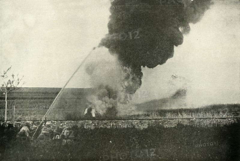 The German "Flammenwerfer".', (1919).