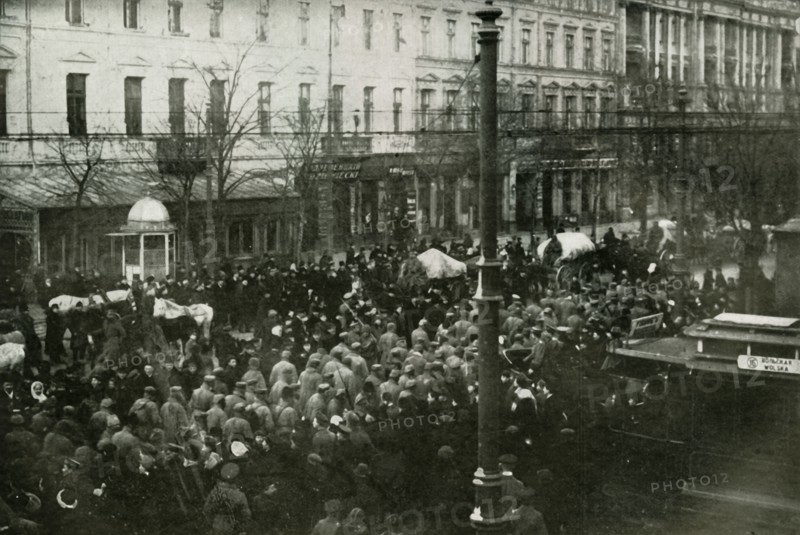 German Prisoners in Warsaw', (1919).