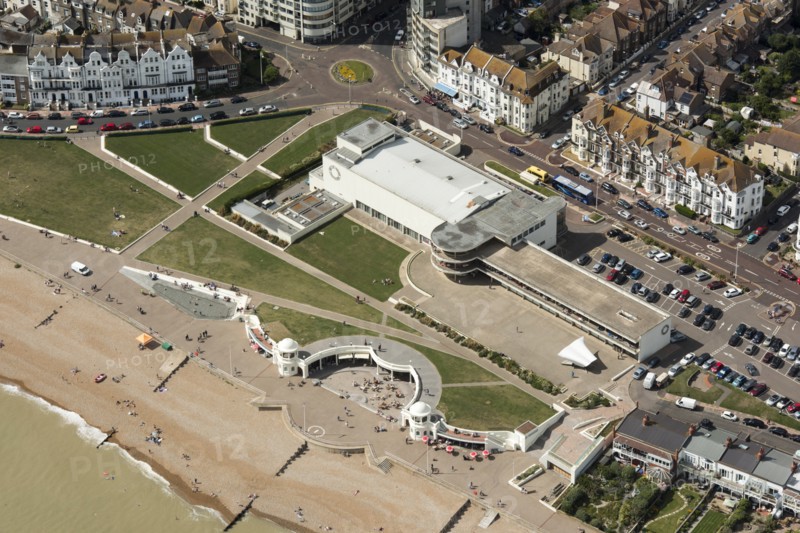 King George V Colonnade and De La Warr Pavilion, Bexhill, East Sussex, 2016