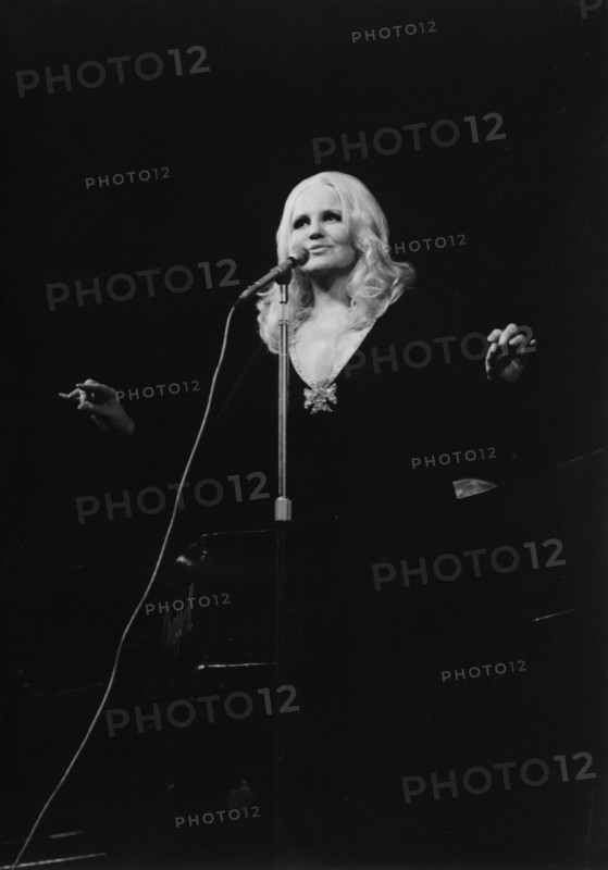 Peggy Lee, Royal Albert Hall, London, 1970.