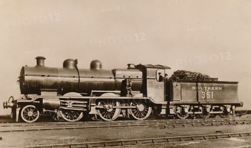 The S.R. "Mogul" Type of Mixed Traffic Locomotive', early 20th century.