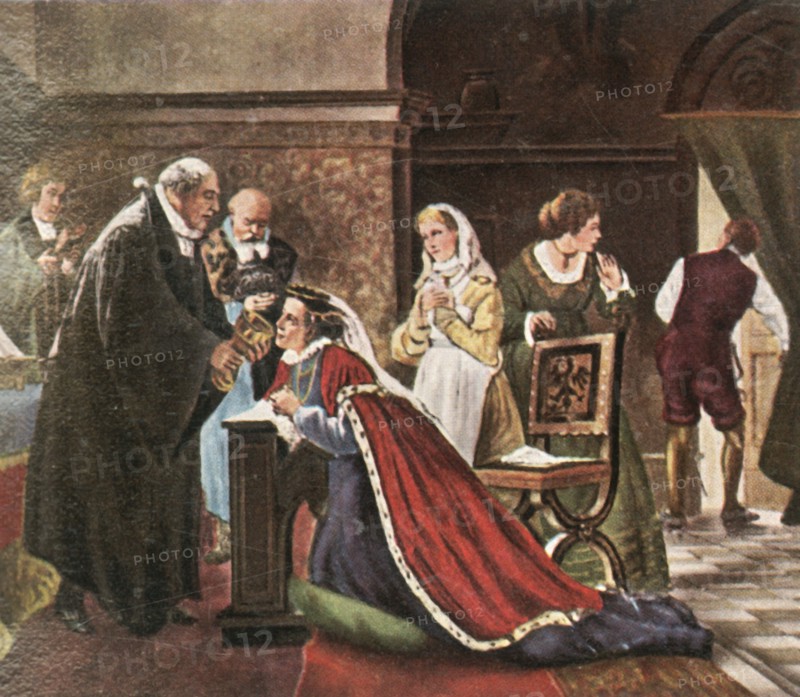 Electress Elisabeth takes communion after the protestant service,-1936