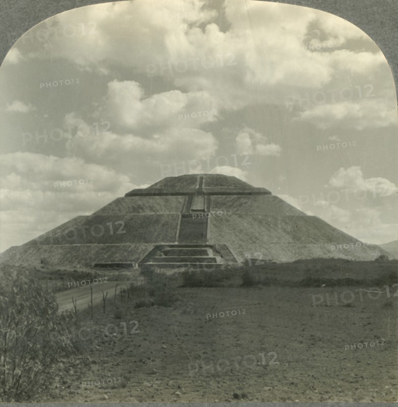 'Pyramid of the Sun from the West, San Juan Teotihuacan, State of Mexico, Mex.', c1930s. Creator: Unknown.