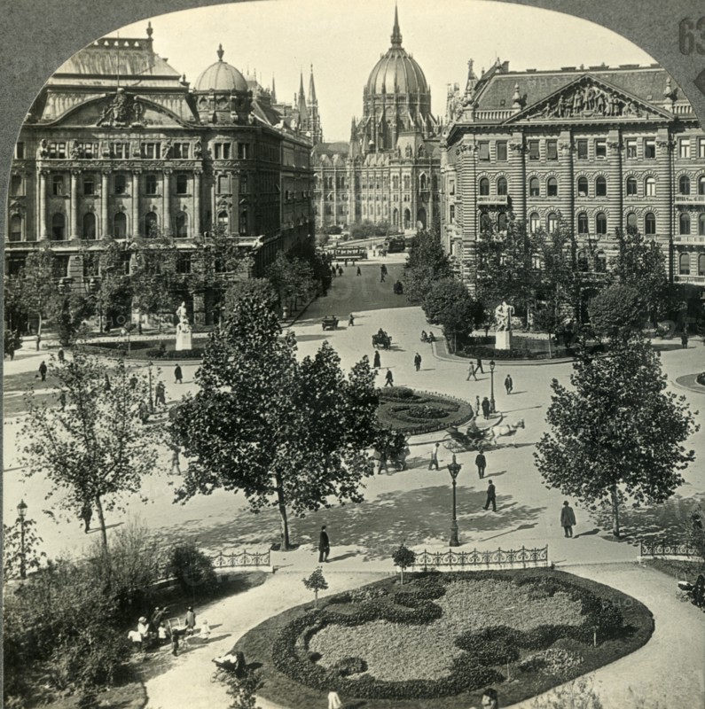 'Liberty Square with Parliament House, Budapest, Hungary', c1930s. Creator: Unknown.
