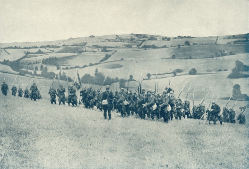 'Forward with the Tricolour: French Infantry advance to Meet the Enemy', 1916. Creator: Unknown.