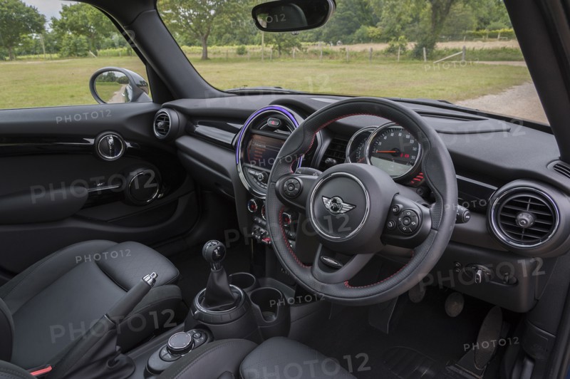 2015 Mini Cooper S 5 door. Creator: Unknown.
