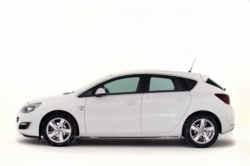 2013 Vauxhall Astra CDTi. Creator: Unknown.