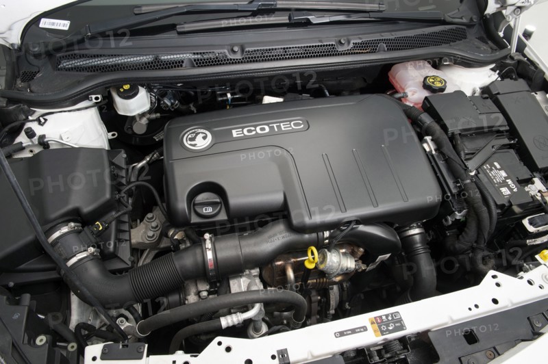 2013 Vauxhall Astra CDTi. Creator: Unknown.