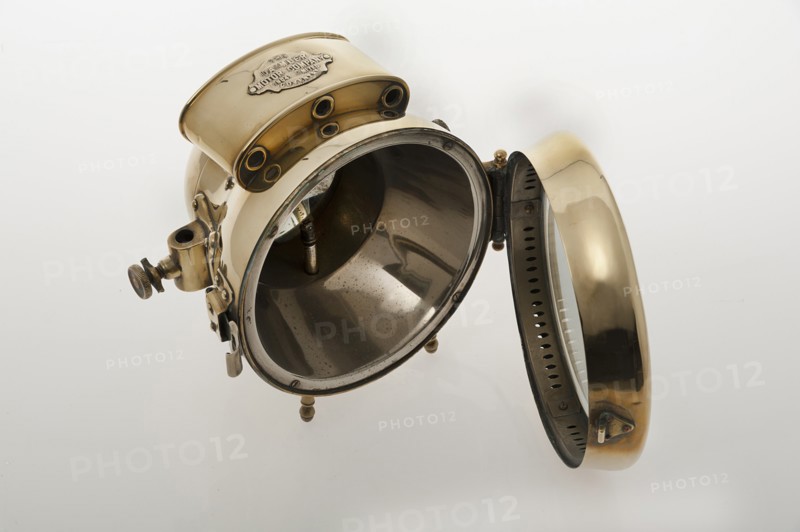 Acetylene gas headlamp from 1904 Daimler. Creator: Unknown.
