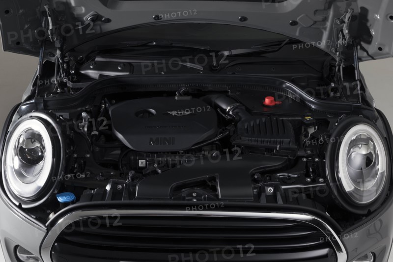 2017 Mini Cooper 5 door. Creator: Unknown.