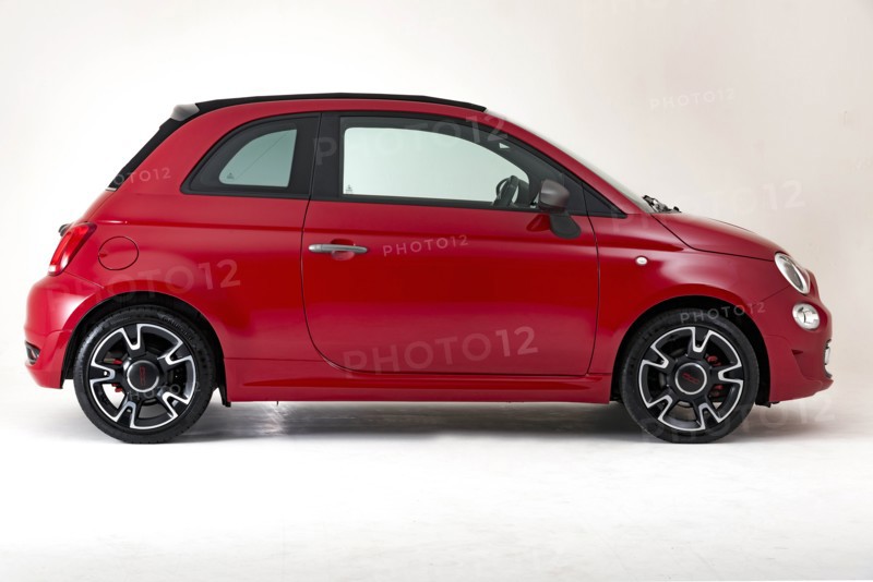 2017 Fiat 500C. Creator: Unknown.