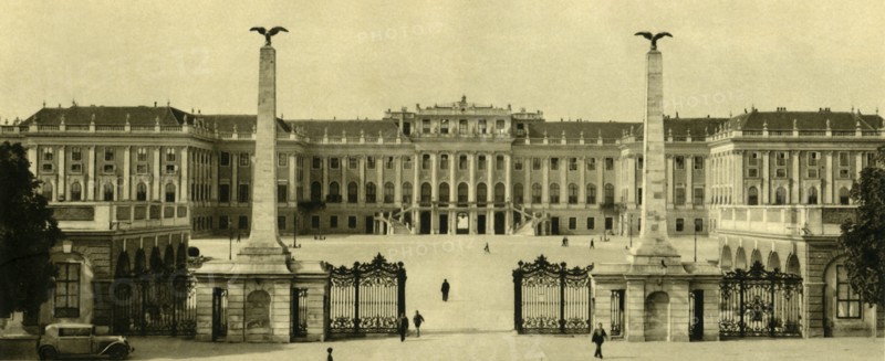The Schönbrunn Palace, Vienna, Austria, c1935. Creator: Unknown.