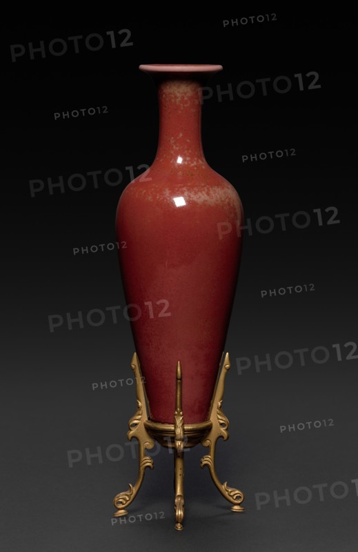 Bottle with Peach Bloom Glaze, 1662-1722. Creator: Unknown.