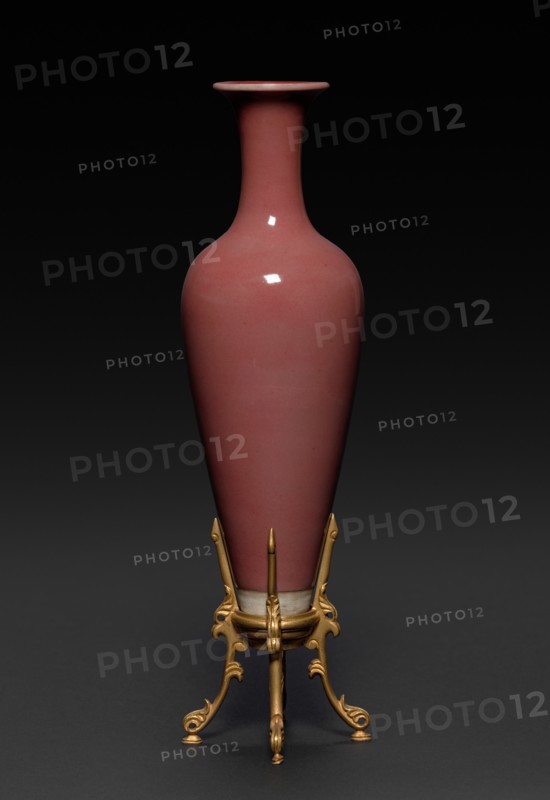Bottle with Peach Bloom Glaze, 1662-1722. Creator: Unknown.