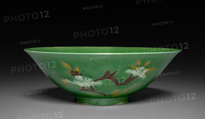 Bowl with Sprays of Flowers, 1662-1722. Creator: Unknown.