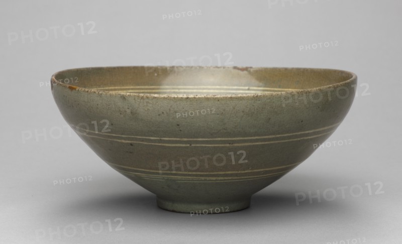 Bowl with Willow and Reed Design, 1300s. Creator: Unknown.