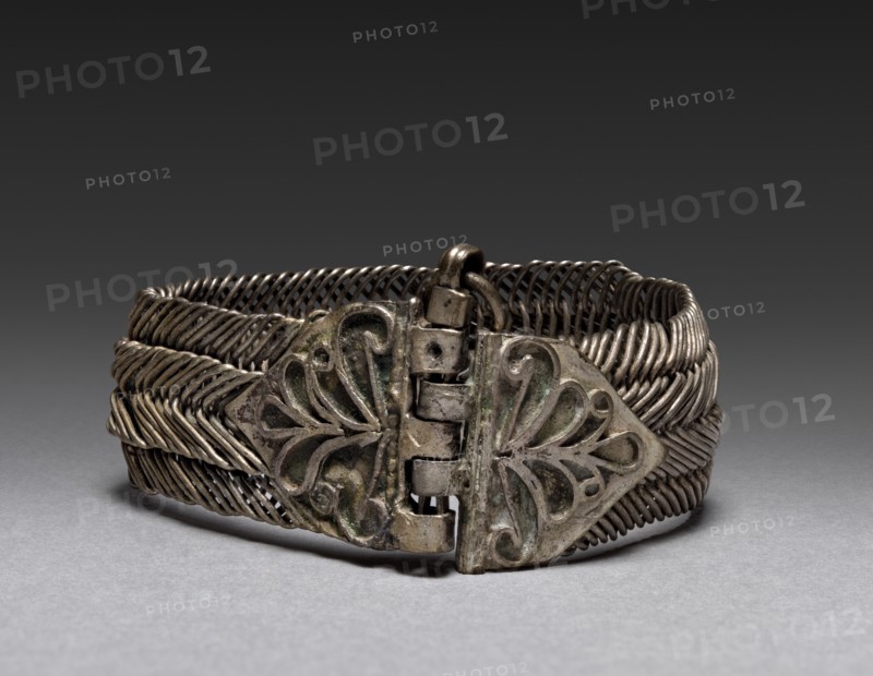 Bracelet, 1700s-1800s. Creator: Unknown.
