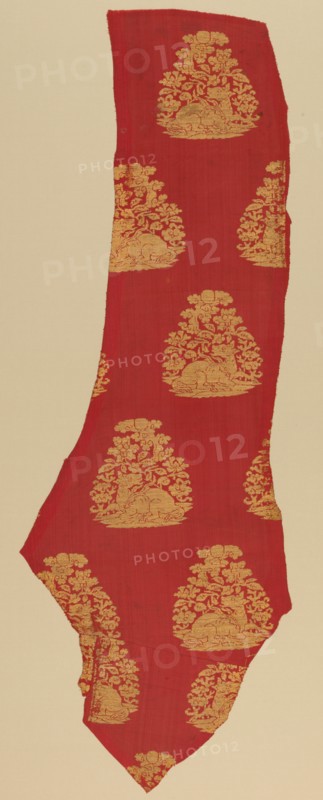 Brocade with Djeiran Gazing at the Moon, 1115 - 1234. Creator: Unknown.