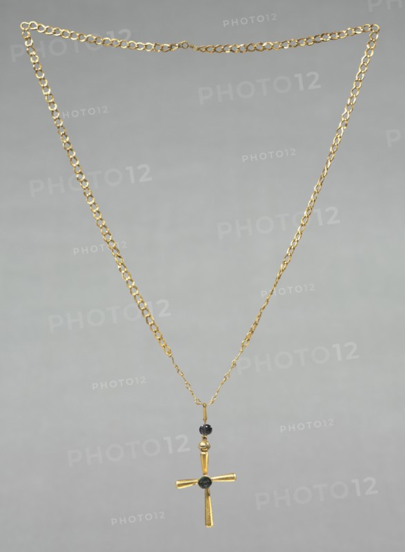 Chain with Pendant Cross, 500s. Creator: Unknown.