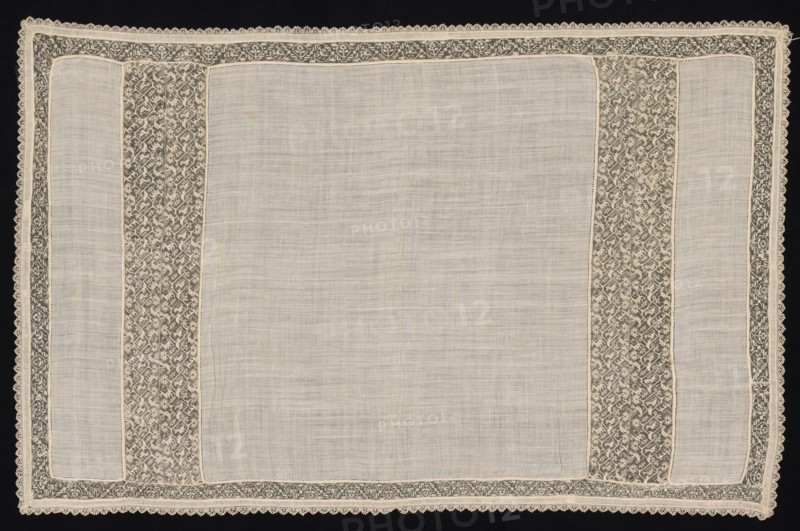 Cloth with Winged and Two-Tailed Animals, 17th-18th century. Creator: Unknown.