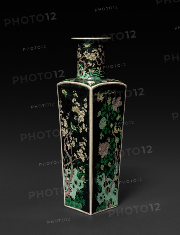 Club-shaped Vase, 1662-1722. Creator: Unknown.