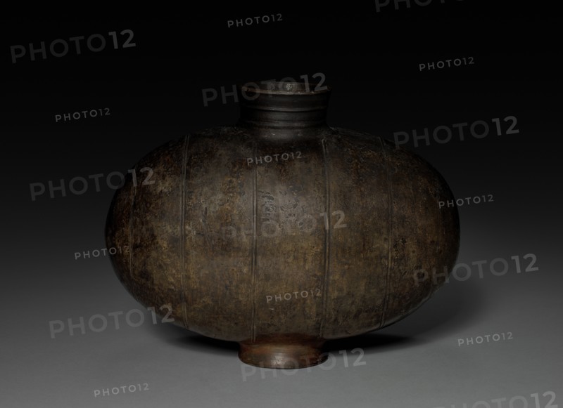 Cocoon Flask, 206 BC - AD 9. Creator: Unknown.