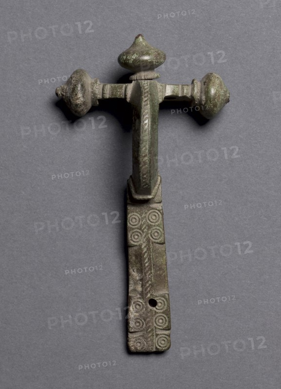 Cross-bow Fibula, 1-200. Creator: Unknown.