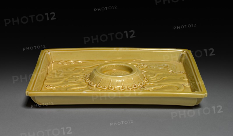 Cup Stand with Dragons in Waves, 1662-1722. Creator: Unknown.