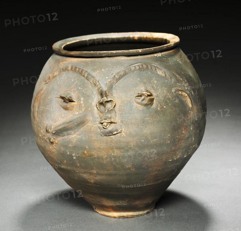 Face Urn, 25-50. Creator: Unknown.
