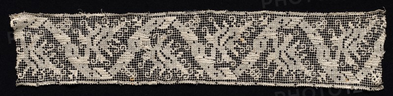 Fragment of a Band with Winding Design and Tendrils, 16th century. Creator: Unknown.