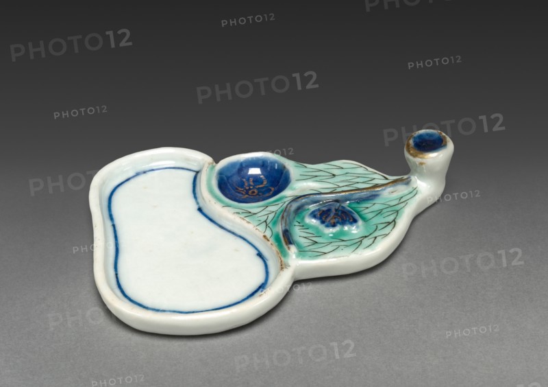 Ink Palette in the Shape of a Gourd, 18th-19th century. Creator: Unknown.