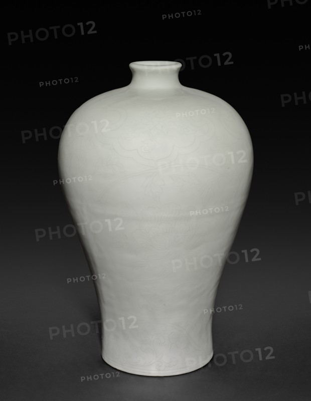 Meiping Vase with Cloud Collars and Peony Sprays, 1403-1424. Creator: Unknown.