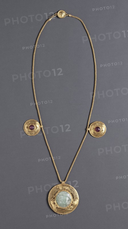 Necklace with Three Pendants, 1-199. Creator: Unknown.
