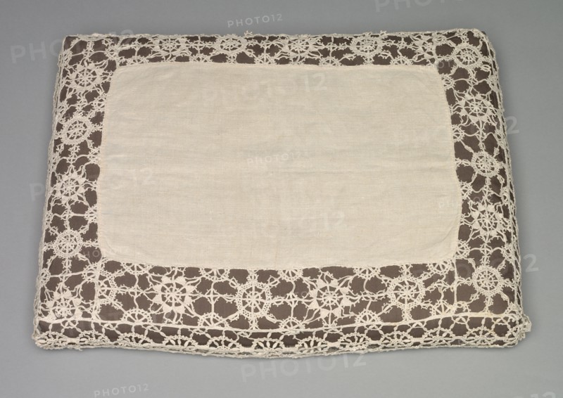 Needlepoint (Reticella) and Bobbin Lace Pillow Case, 17th century. Creator: Unknown.
