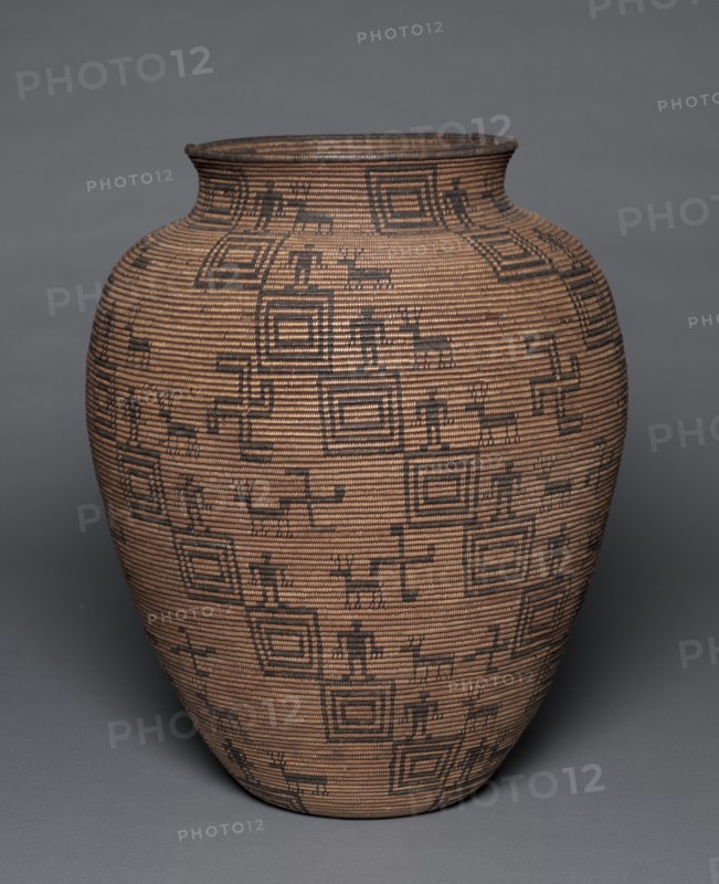 Olla, Late 1800s - 1900s. Creator: Unknown.