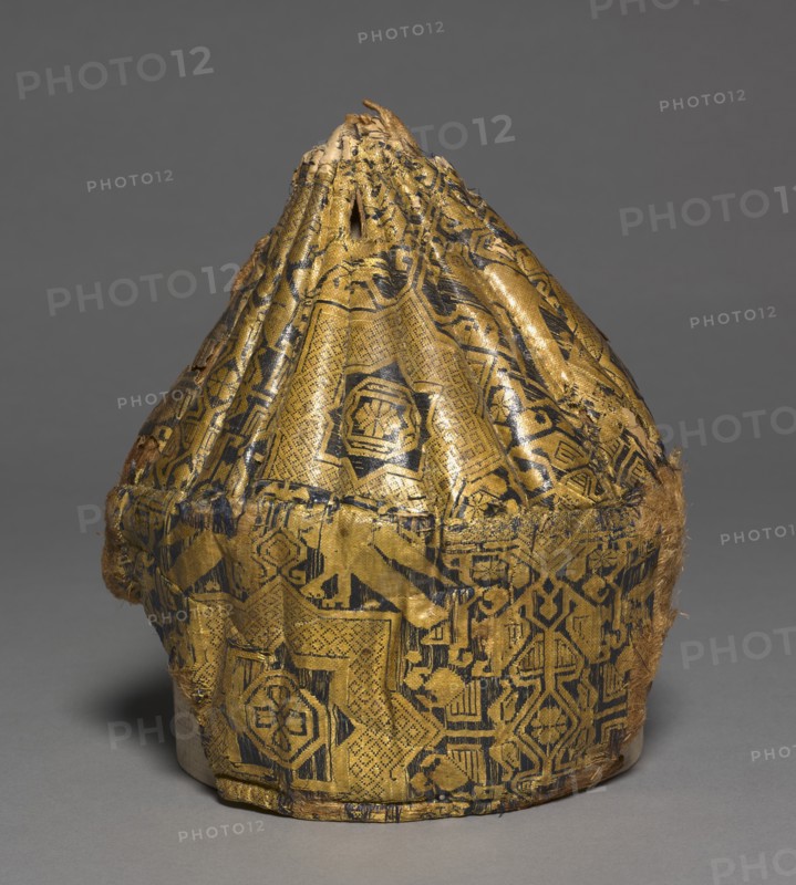 Quilted cap with star-patterned silk, 1000s. Creator: Unknown.