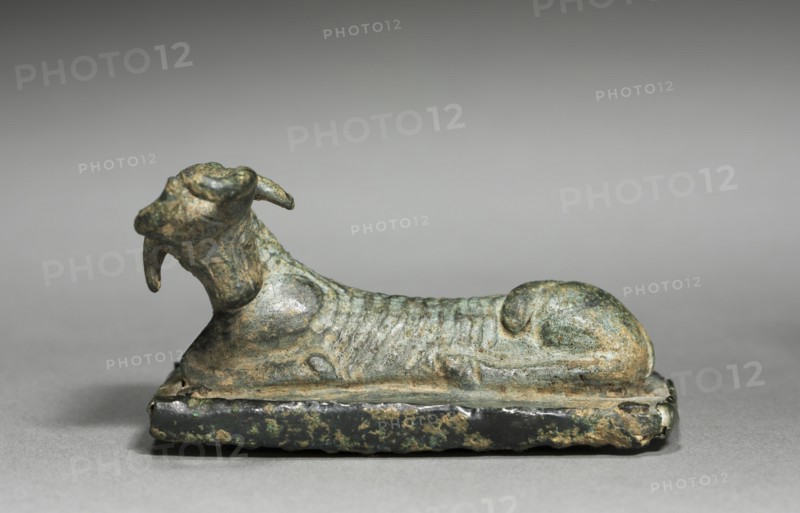 Recumbent Animal on Grater, 700-500 BC. Creator: Unknown.