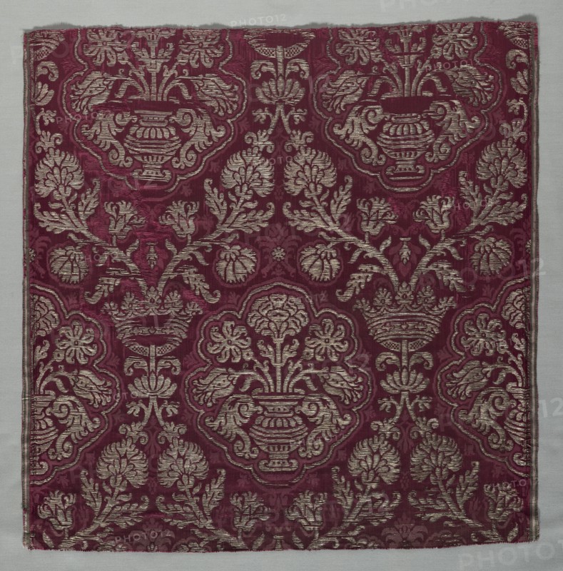 Silk Fragment, 1500s. Creator: Unknown.
