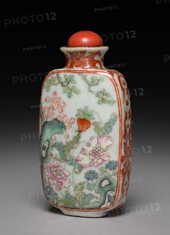 Snuff Bottle with Stopper, 1736-1795. Creator: Unknown.