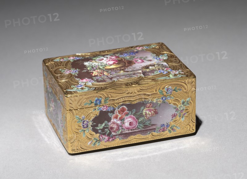 Snuff Box (Tabatière), 1756-1757. Creator: Francois Guillaume Tiron (French).