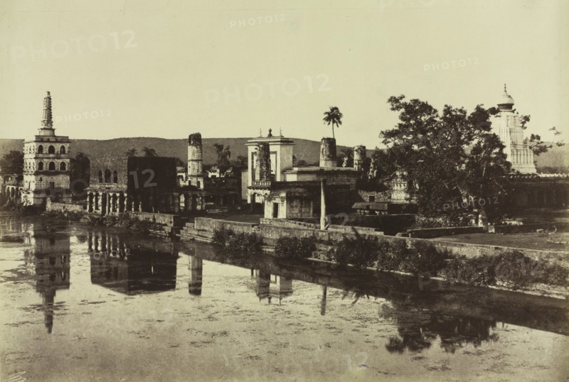 Tank and Temples at Bunshunkuree, c. 1857. Creator: Col. Thomas Biggs (British, 1822-1905); J. Murray, pl. 88.