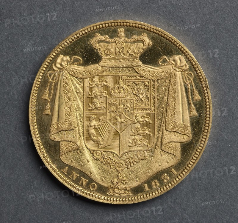 Two Pounds [pattern] (reverse), 1831. Creator: J. B. Merlen (British); William Wyon (British).