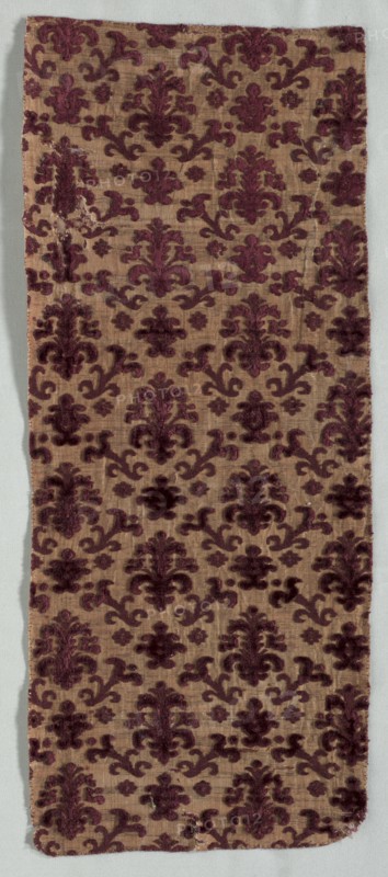 Velvet Fragment, 1600-1640. Creator: Unknown.