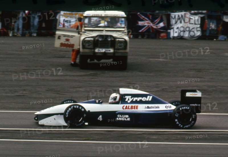 Tyrrell Ilmor 020-B , Andrea De Cesaris 1992 British Grand Prix. Creator: Unknown.