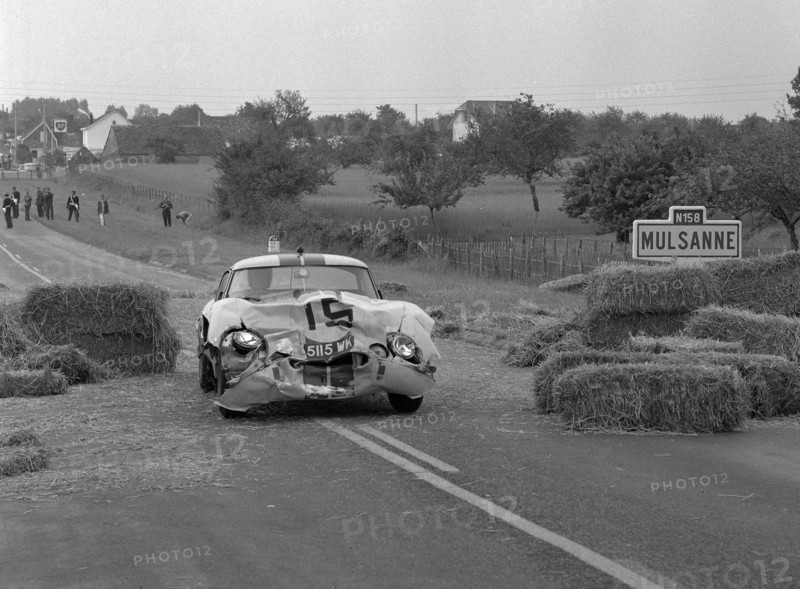 1963 Le Mans Jaguar E type Lightweight crash on Mulsanne. Creator: Unknown.