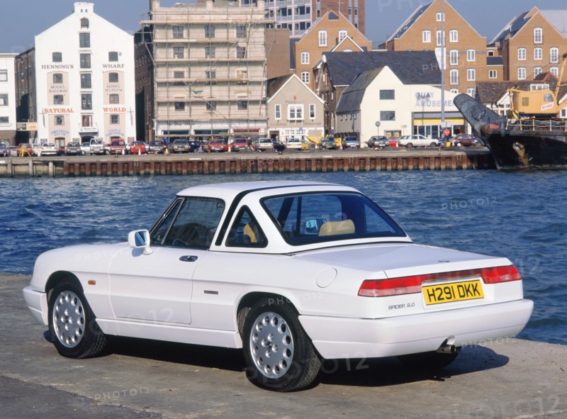 1991 Alfa Romeo 2000 Spyder. Creator: Unknown.