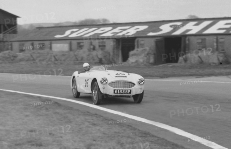 1959 Austin - Healey 100-6 at Goodwood. Creator: Unknown.