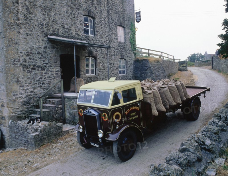 1939 Albion KL 127 3 ton truck. Creator: Unknown.