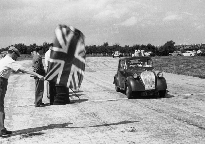 Fiat 500 Cabriolet on Cheltenham economy run. Creator: Unknown.