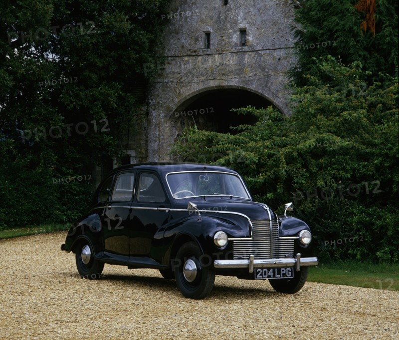 1949 Jowett Javelin. Creator: Unknown.